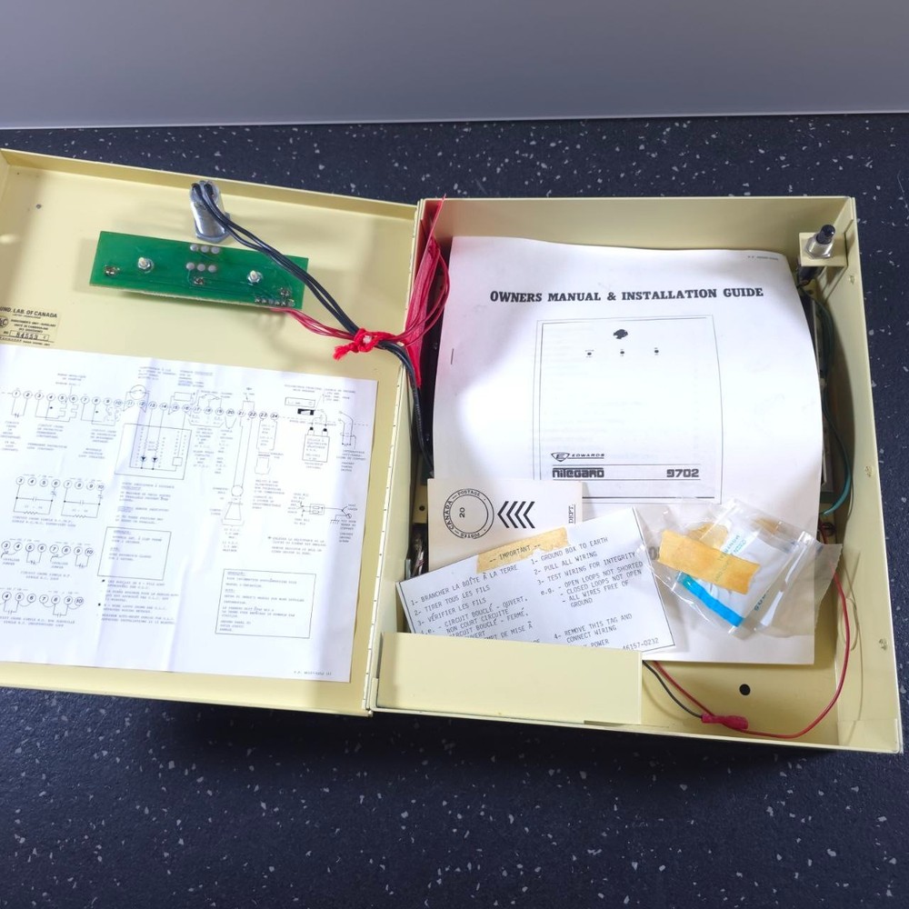 EDWARDS - NiteGaurd - 9702 - Intrusion Control Panel