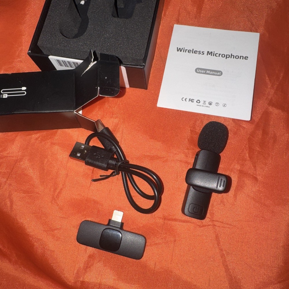 Lavalier Microphone Wireless Audio Video Recording Mini Mic For Iphone UNTESTED