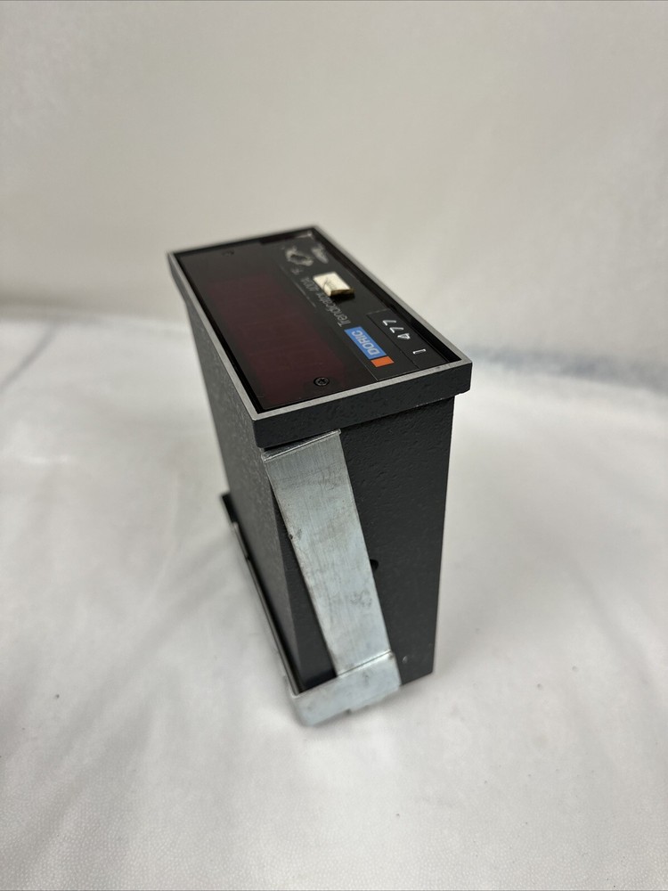 Doric Trendicator 400A Digital Temperature Indicator