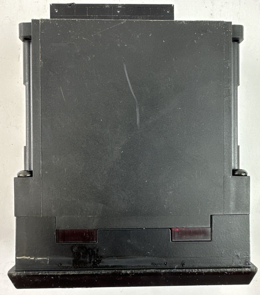 RED LION CONTROLS APLVD DC VOLT 4 DIGIT DISPLAY 115VAC