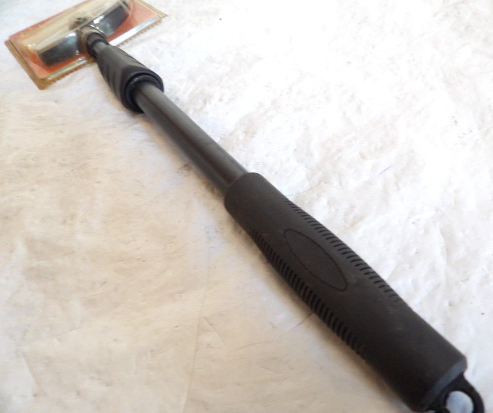 NEW 4" Extendable Scraper with 10 Replacement Blades NIP