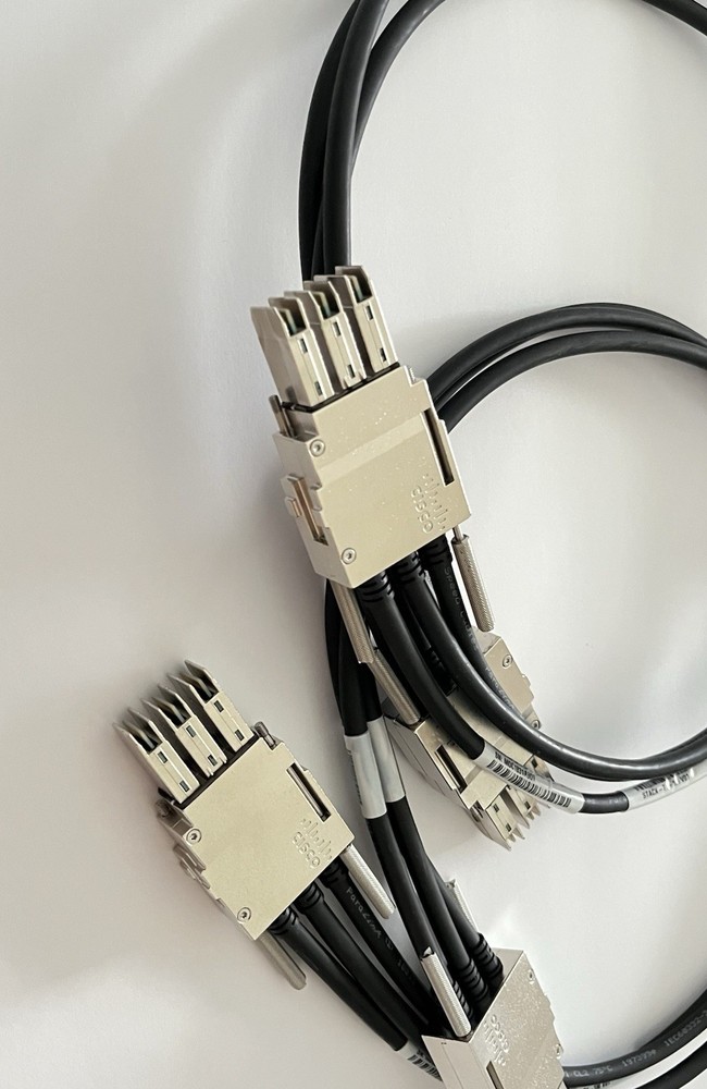 Lot of 2 Cisco STACK-T1-1M StackWise-480 1m Stacking Cable 800-40404-01 UNTESTED