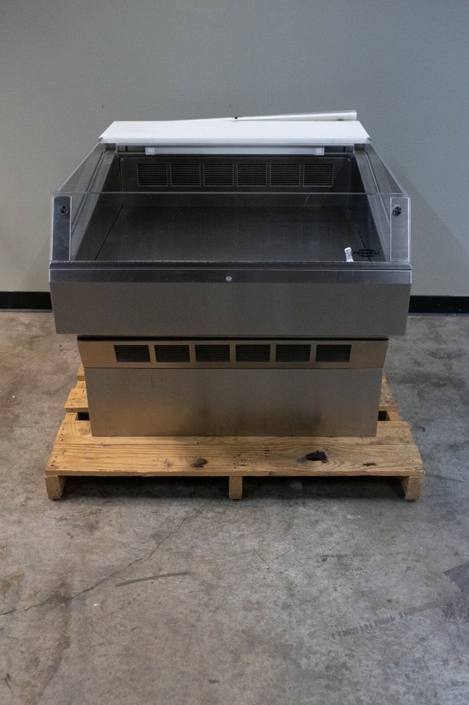 Federal SQ-3CDSS Refrigerated Self Serve Case - New - Open Box
