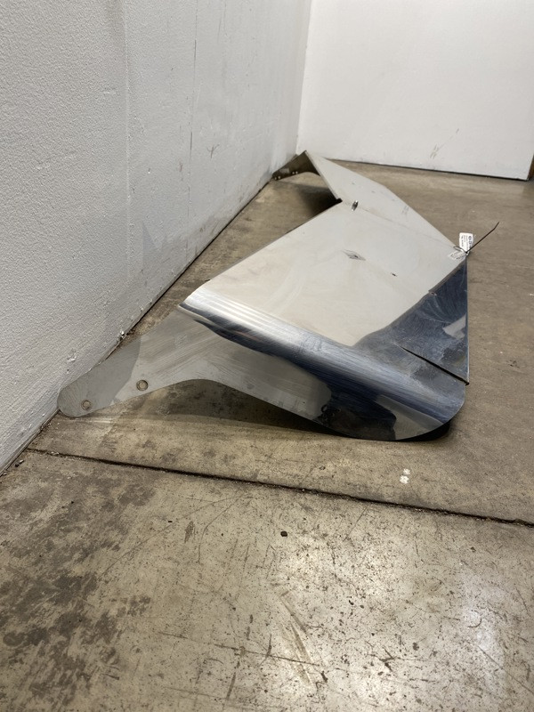 2000 Peterbilt 379 Visor 14734007 (654-10774)