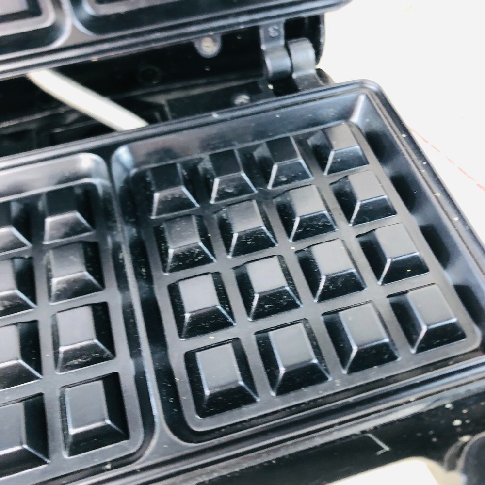 KRUPS 653 WAFFLE CHEF COMPACT 2 SLICE BELGIAN WAFFLE MAKER