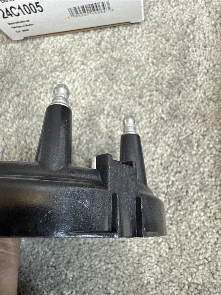 Distributor Cap-O.E. Replacement CARQUEST 24C1005