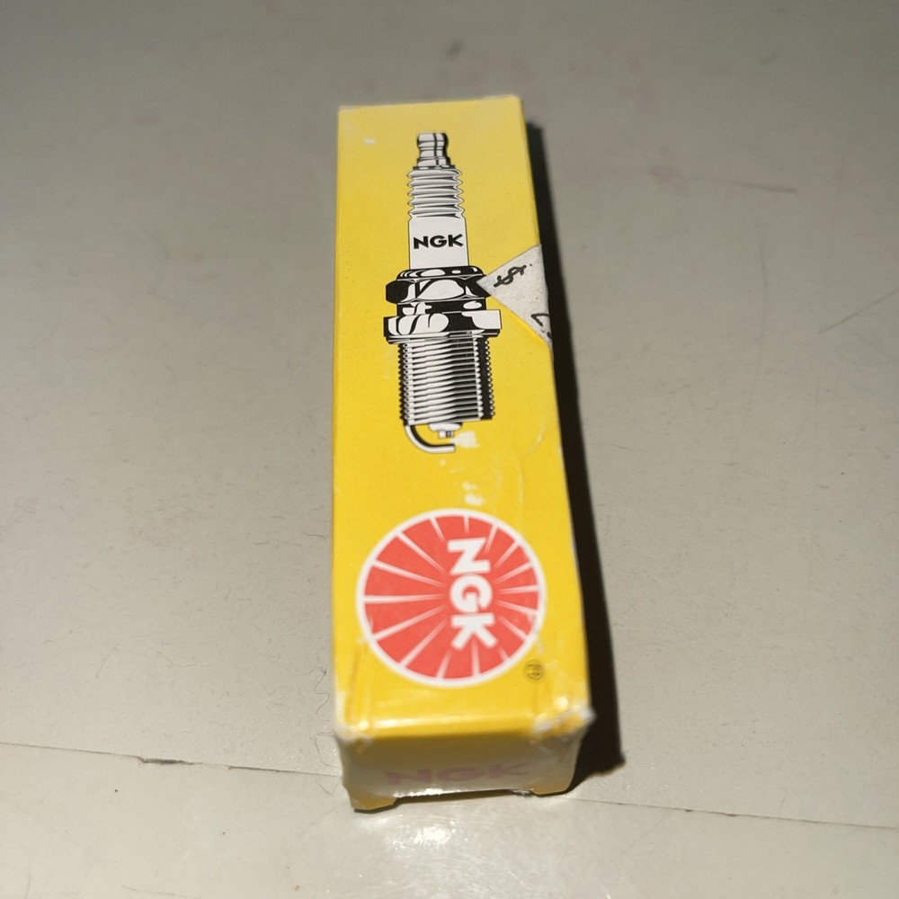 NGK Spark Plug BR9HS (4522)