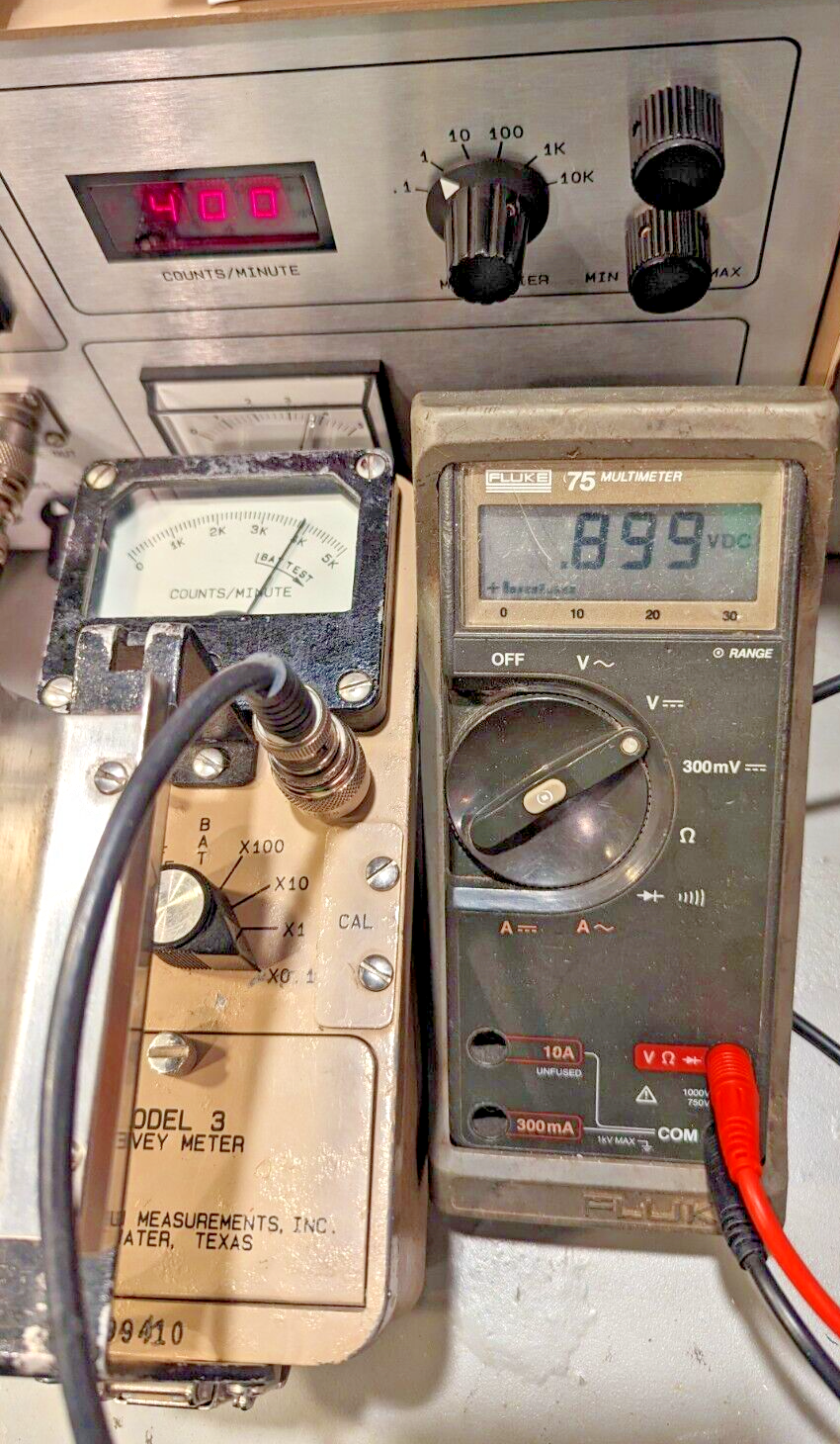 1x CLEAN Ludlum Model 3 Survey Meter CPM 44-9 Tested, Verified, and GUARANTEED