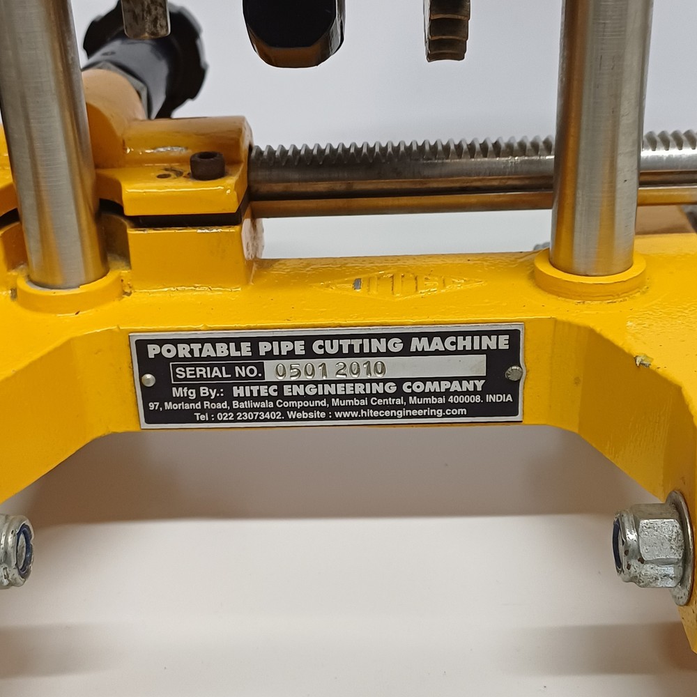 NEW PORTABLE PIPE CUTTING MACHINE 05012010