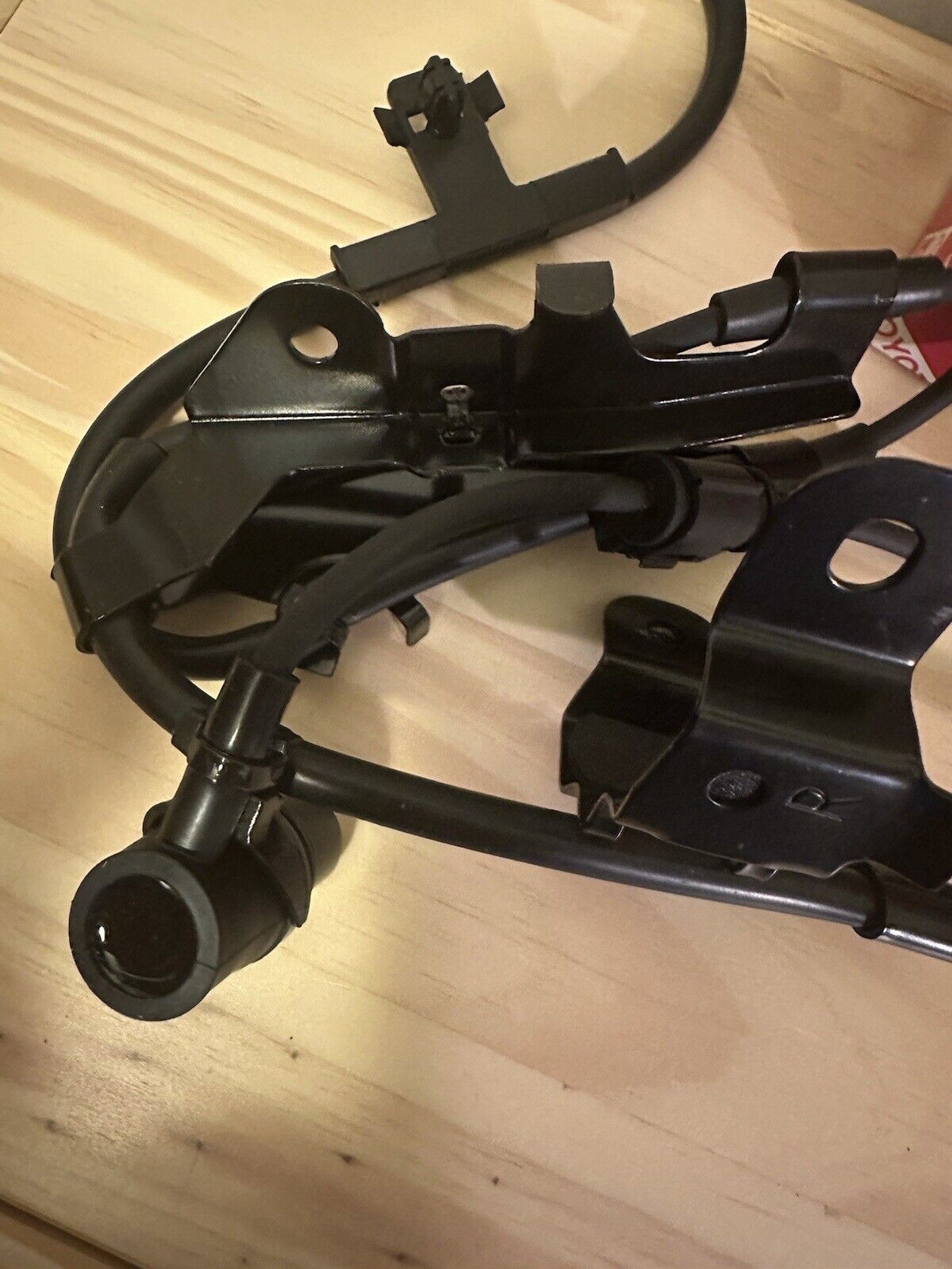 NEW OEM Front Right ABS Wheel Speed Sensor 2001-2007 Toyota Sequoia 00-06 Tundra