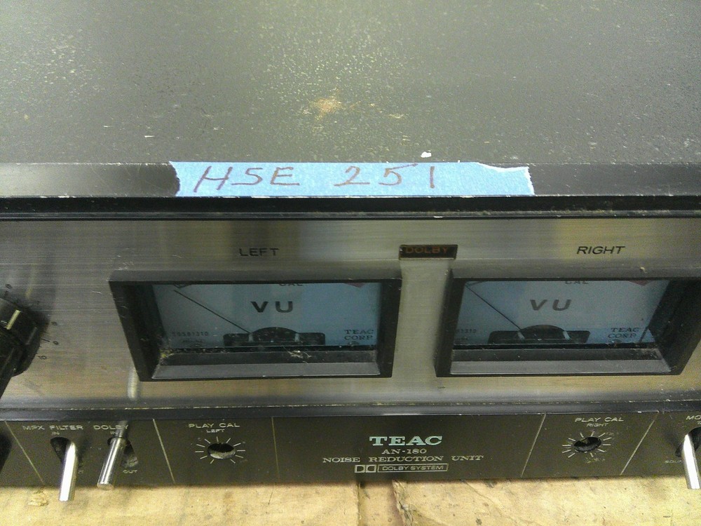 TEAC AN-180 NOISE REDUCTION UNIT (MISSING KNOBS)