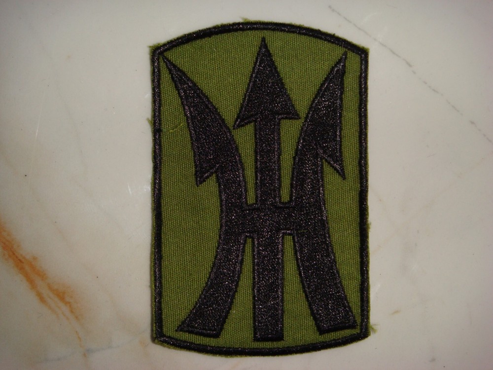 US 11th LIGHT INFANTRY BRIGADE , VIETNAM WAR PATCH