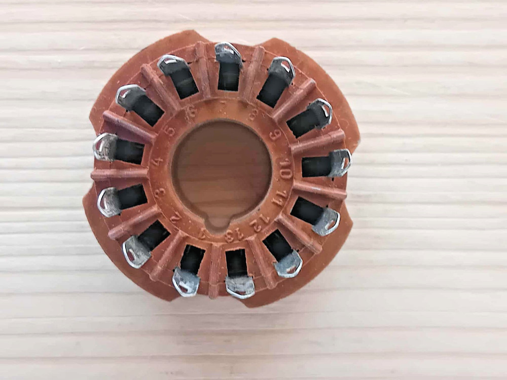 13-pin PL30-2P Socket Base for A-101, 102, 103 Decatron NEW