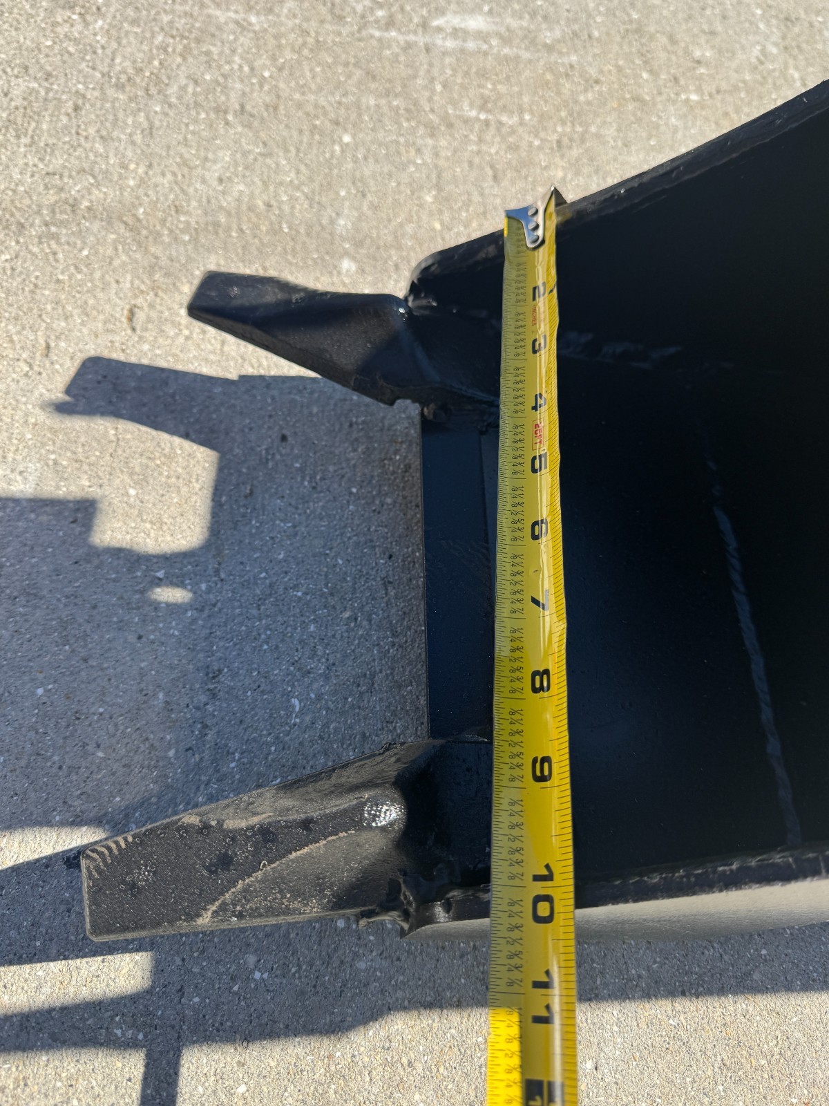 Mini Skid Steer Backhoe Excavator Hydraulic Attachment Digger 10" Bkt