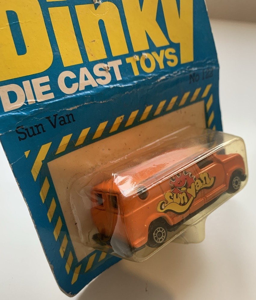Dinky Sun Van No.122 Still Sealed