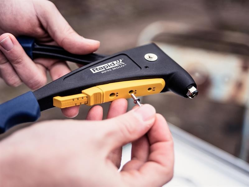 Rapid RP40 MULTI™ Hand Riveter in Case RPD5001127