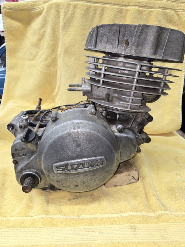 73 Suzuki TS 250 TS250 engine motor