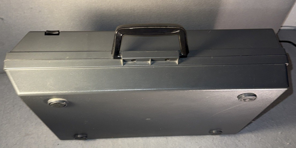 3M 2000 AG Overhead Projector Briefcase Portable Transparency Projector Tested