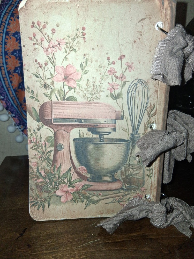 Favorite Recipes Junk Journal Scrapbook