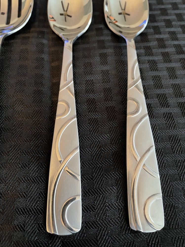 Cambridge CONQUEST Stainless 4 Pieces Oval & Serving Spoons