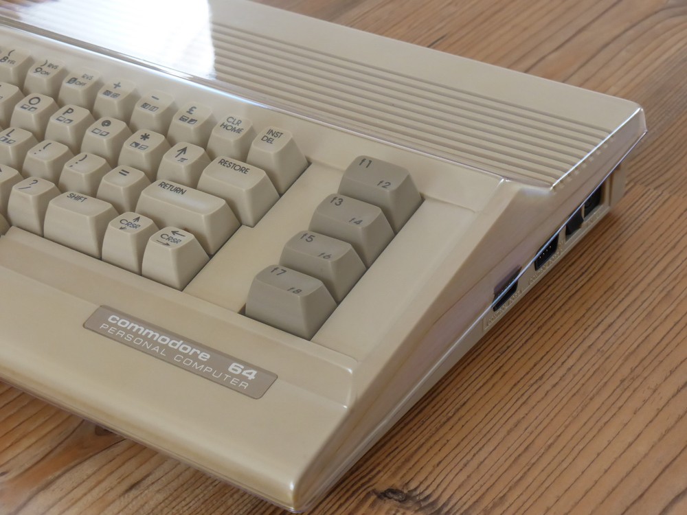Commodore C64C cover, new. Commodore C-64C Dust Cover, NEW
