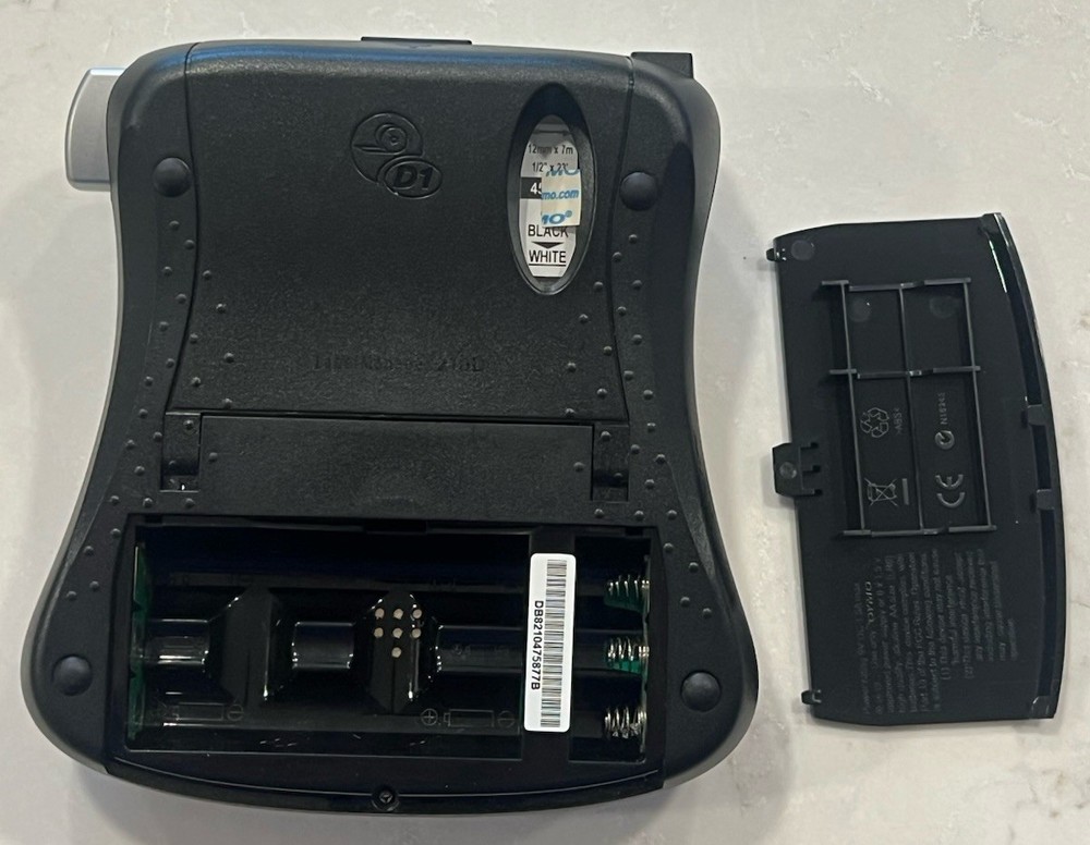 DYMO Desktop Label Maker Label Manager 210D Portable Label Maker EUC Tested