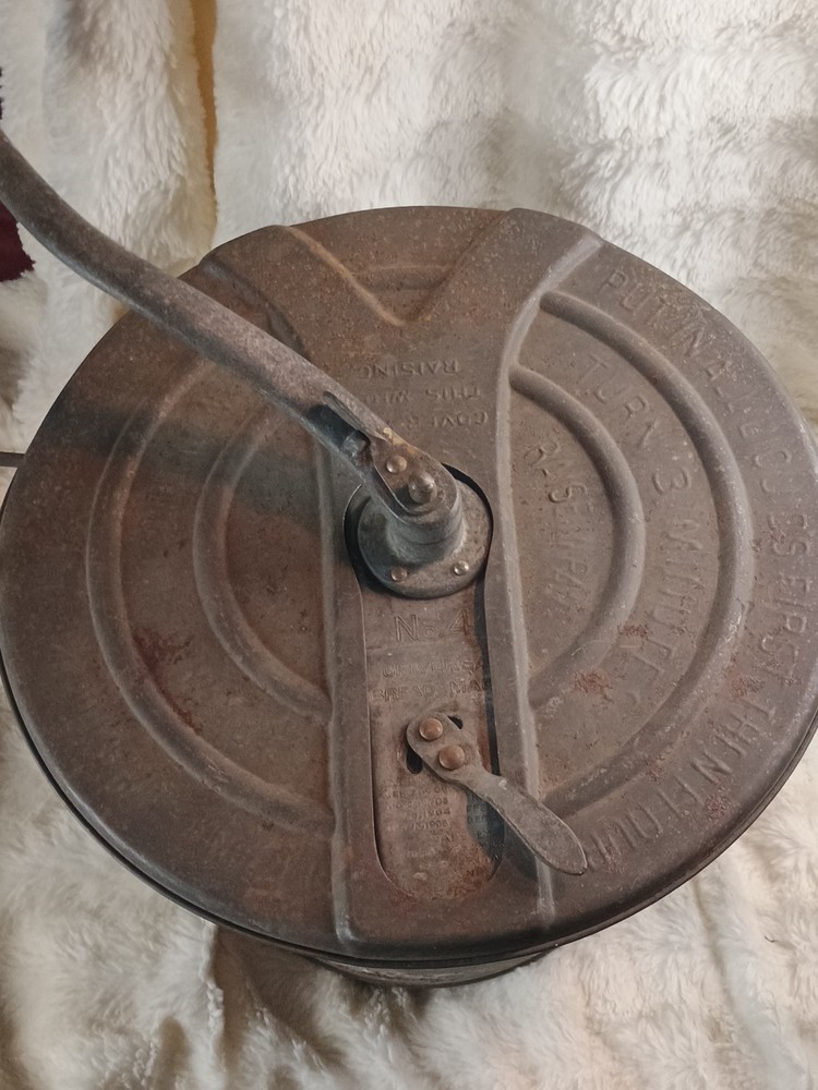 Antique No. 4 Universal Bread Maker 1904 Landers Frary & Clark Complete