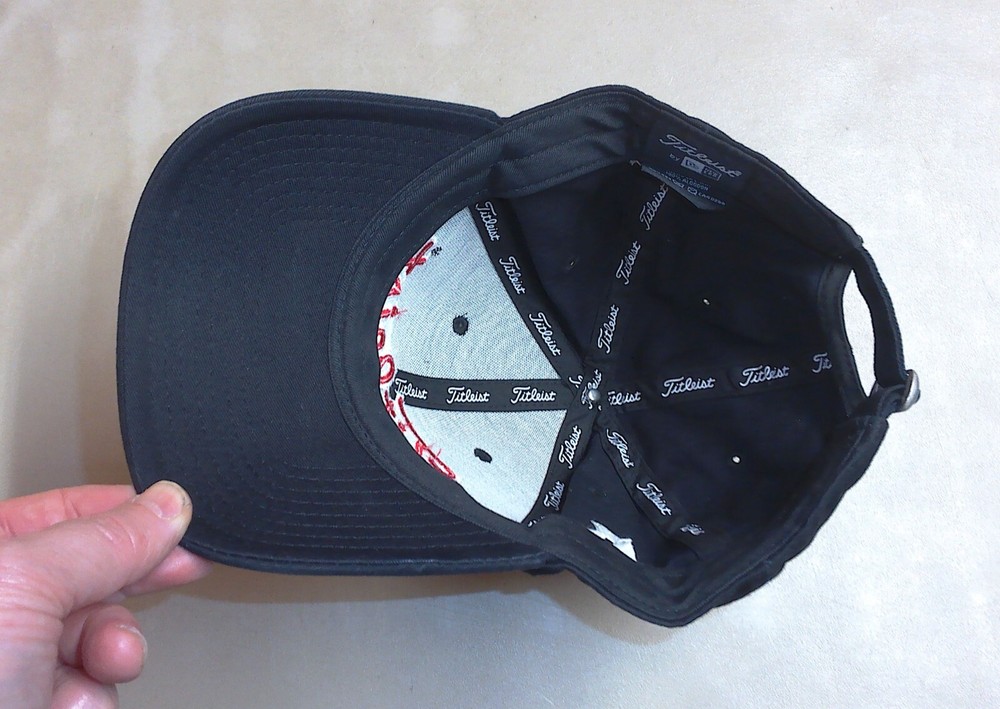 Titleist Golf Nex-Tech Black Baseball Style Hat Cap OSFA Adjustable