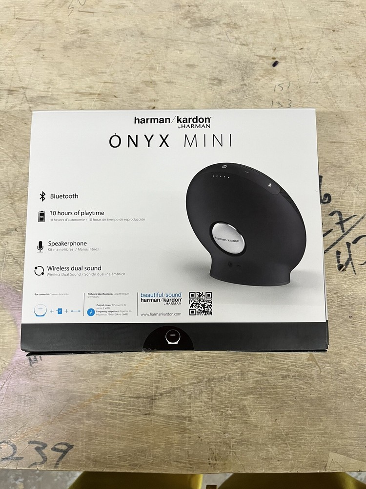Harman Kardon Onyx Mini Portable Wireless Bluetooth Speaker- Black-NEW