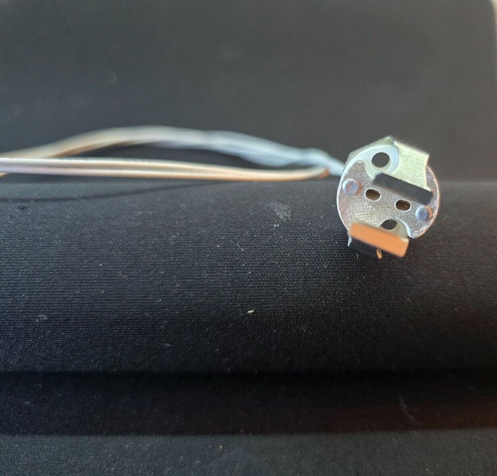 WAC OEM SOCKET 28 Inch Long