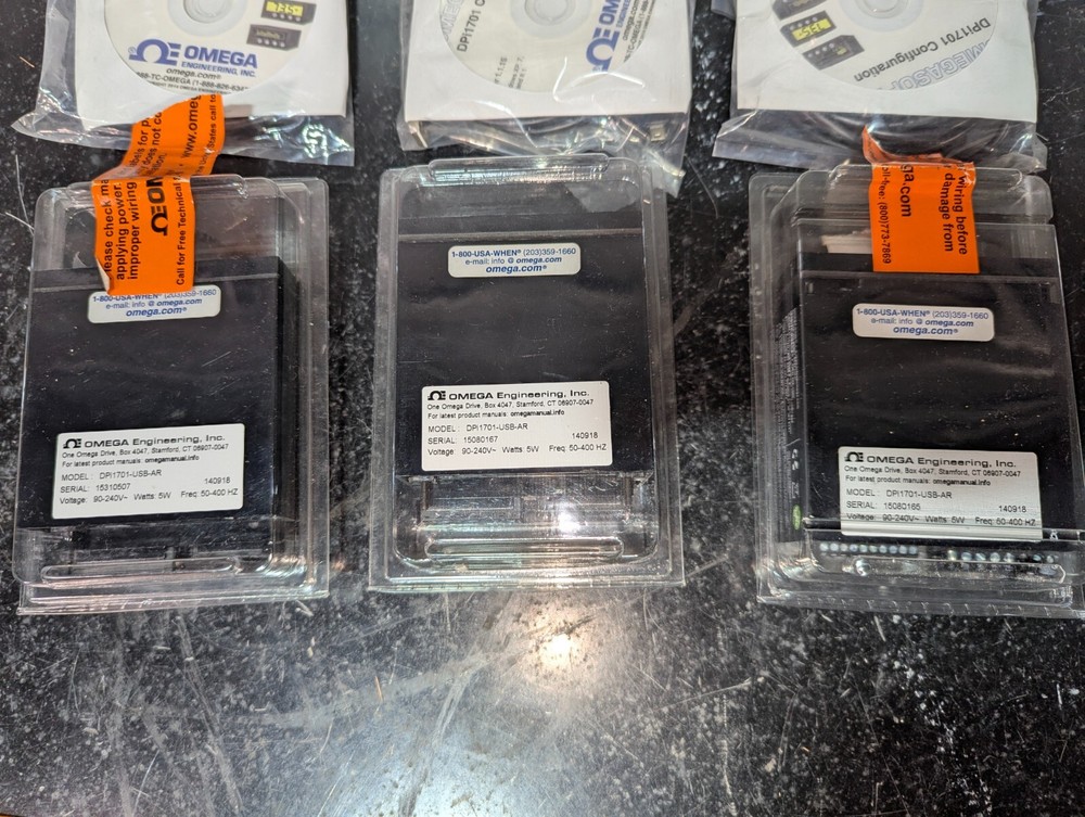 Omega DPi1701-USB-AR Graphic Panel Meter Data Logger Temp Process OPEN BOX