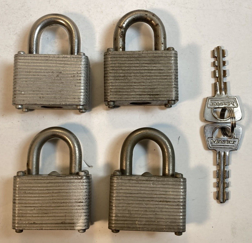 Master Lock No. 22 Padlocks Lot - Keyed Same - 4 Locks - 2 Keys - Milwaukee