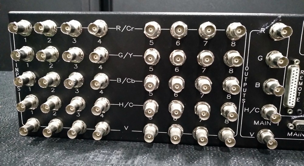 FSR COMPASS S2 PROFESSIONAL SEAMLESS PRESENTATION SWITCHER-TESTED-PACKAGED WELL!