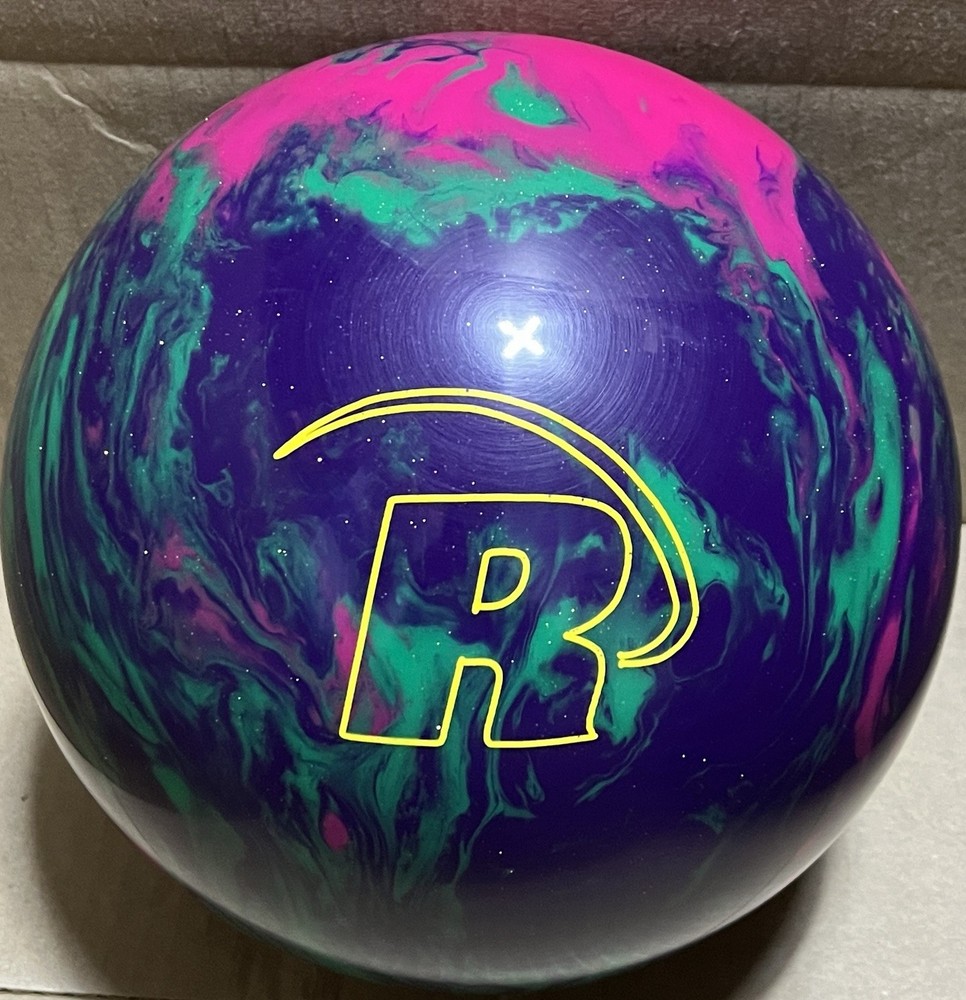 Revolution RevSolution 16 lb Bowling Ball New without Box