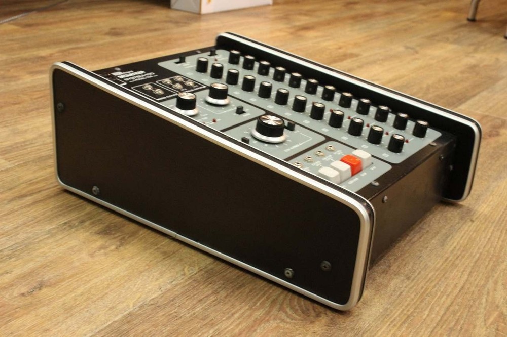 Roland SYSTEM-100 Model 104 Analog Sequencer CV Synthesizer Serviced Tested