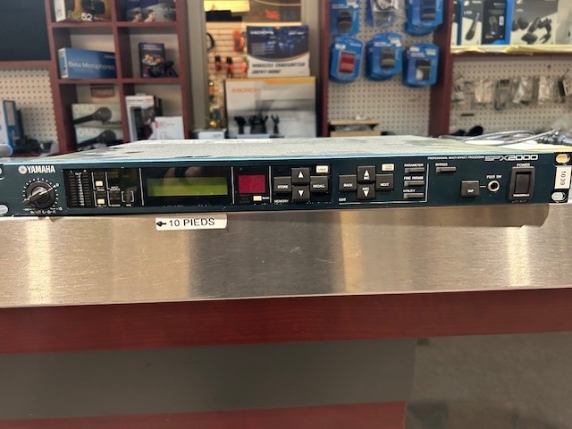 Yamaha spx2000