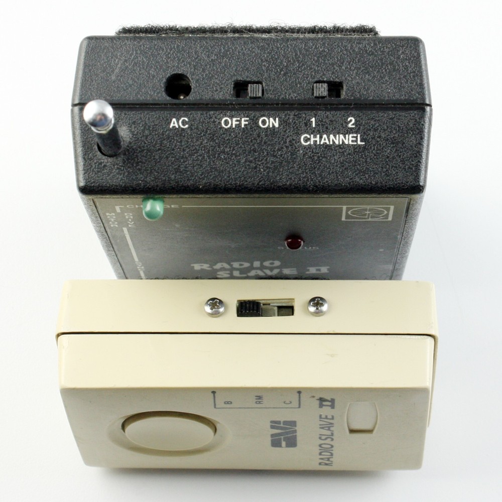 Quantum Instruments Radio Slave II Flash Trigger Transmitter + Receiver - Tested