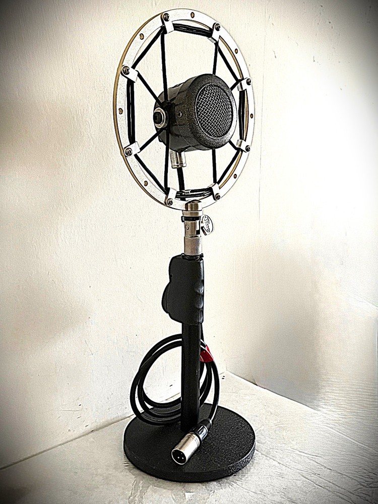 Vintage 1950's Turner U9S Ring-Mounted Dynamic Microphone-working great!