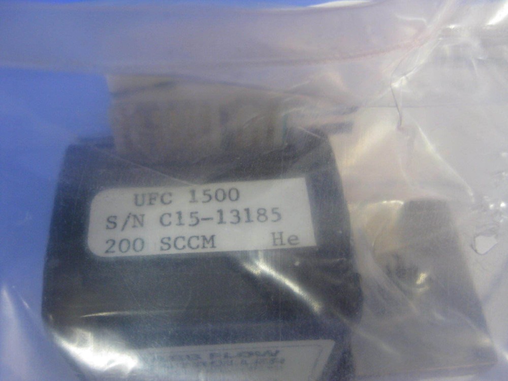 Unit UFC-1500 Mass Flow Controller, He, 200 sccm, Reburbished
