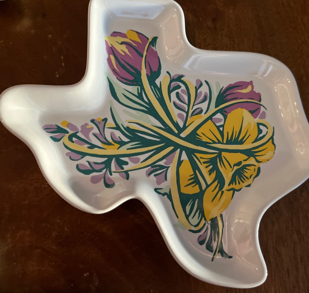 1 Texas Easter / Spring Dish Appetizer Dish( Choose Color)