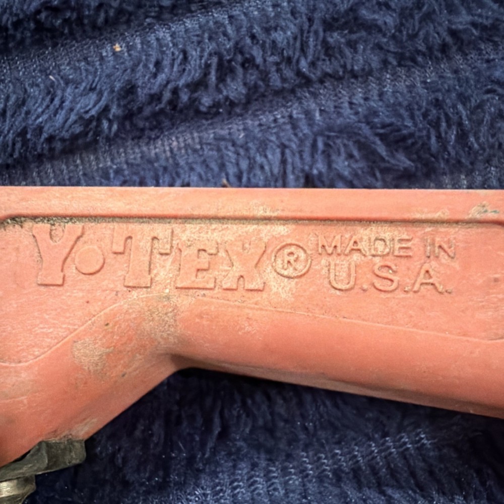 Y-TEX Ear Tagger Applicator Tool for Livestock