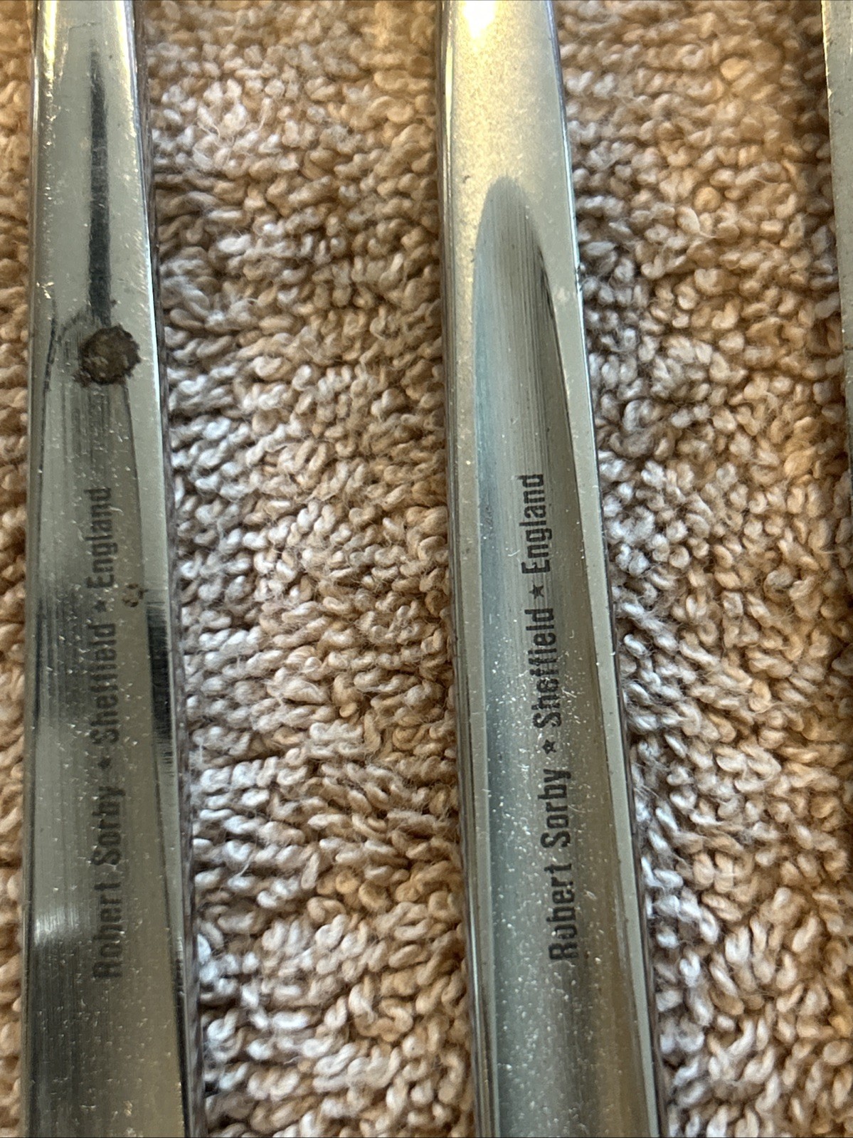 Robert Sorby carving gouges set of 4 with V tool, used