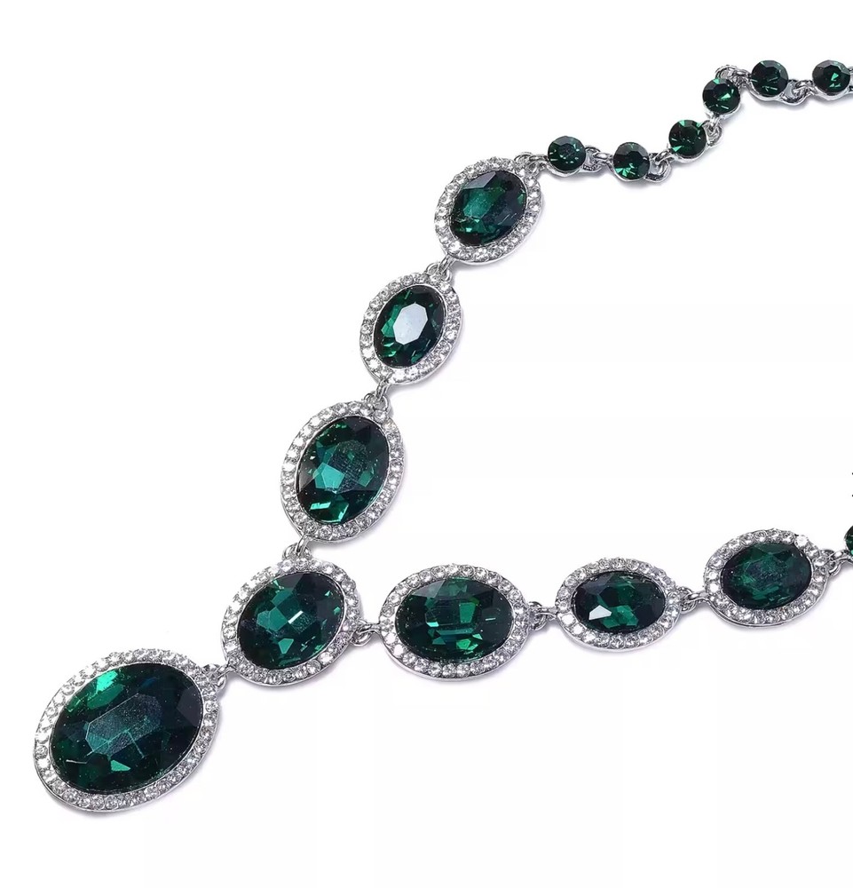 Simulated Emerald & Crystal Statement Necklace & Drop Earrings set BN