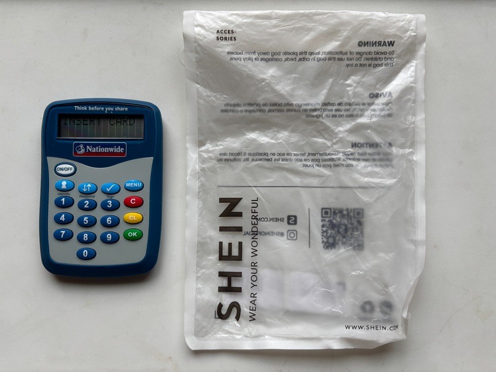 Nationwide Gemalto Card Pin Reader Security Banking Blue