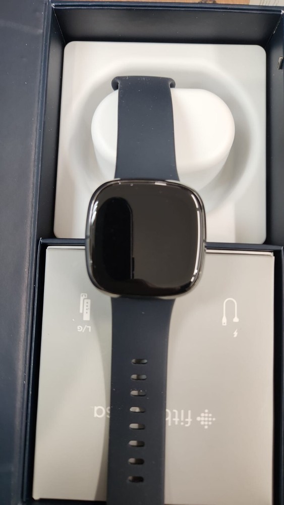 Fitbit Versa Smart Watch, Blue, One Size (S + L), Open box