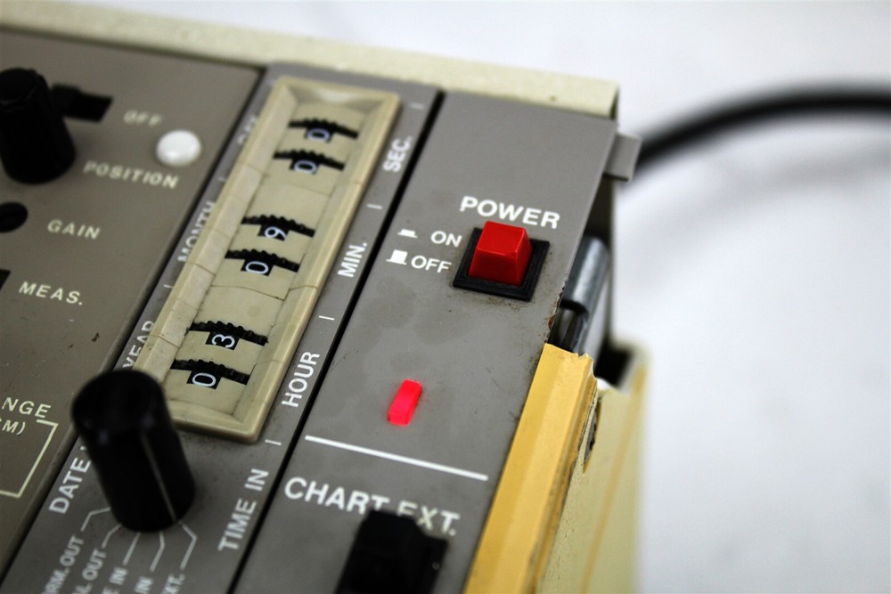 Graphtec America Linearcorder Model WR3310