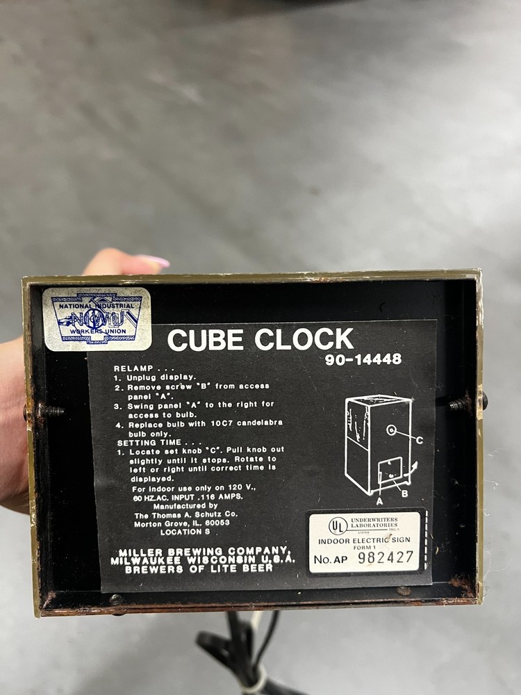 Vintage MILLER LITE Cubic Table Clock & Light
