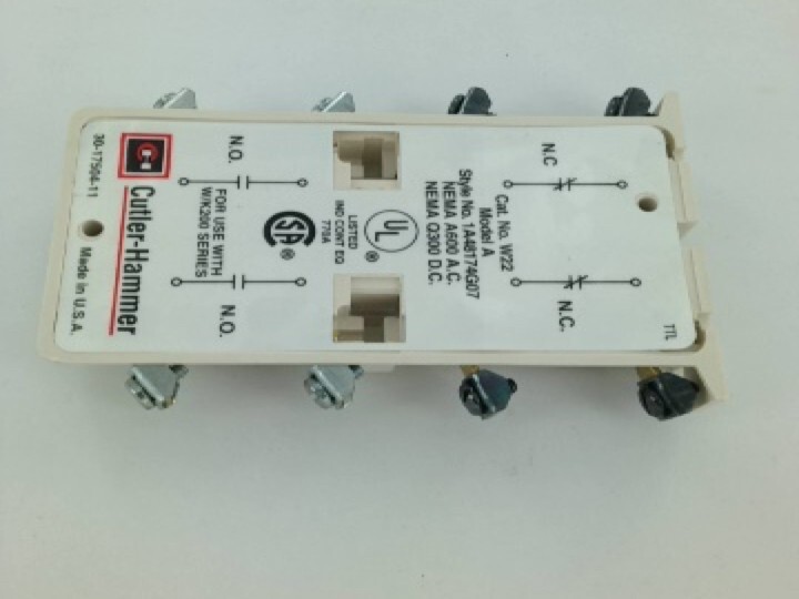 W22 CUTLER HAMMER AUXILIARY ADVANTAGE