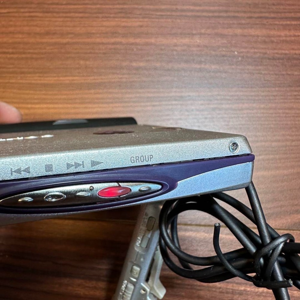 SONY MZ-E707 MD Walkman From Japan 0360
