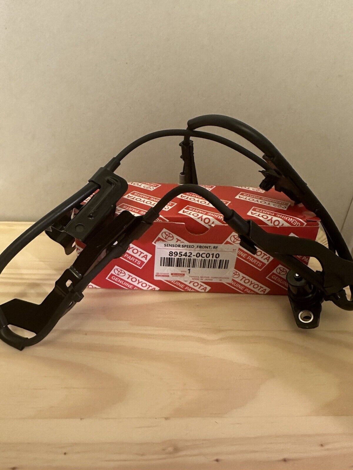 NEW OEM Front Right ABS Wheel Speed Sensor 2001-2007 Toyota Sequoia 00-06 Tundra